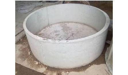 Foto do insumo SINAPI 41611 — ANEL DE CONCRETO ARMADO COM FUNDO, PARA FOSSA E POCO 2,00 X *0,50* M