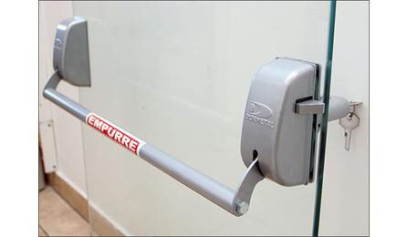 Foto do insumo SINAPI 39623 — BARRA ANTIPANICO SIMPLES, PARA PORTA DE VIDRO, COR CINZA