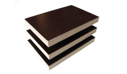 Foto do insumo SINAPI 1345 — CHAPA/PAINEL DE MADEIRA COMPENSADA PLASTIFICADA (MADEIRITE PLASTIFICADO) PARA FO