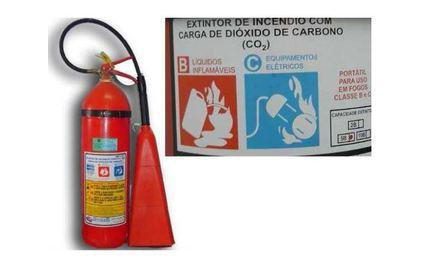 Foto do insumo SINAPI 10888 — EXTINTOR DE INCENDIO PORTATIL COM CARGA DE GAS CARBONICO CO2 DE 4 KG, CLASSE BC