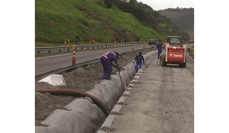 Foto do insumo SINAPI 4011 — GEOTEXTIL NAO TECIDO AGULHADO DE FILAMENTOS CONTINUOS 100% POLIESTER, RESITENCIA