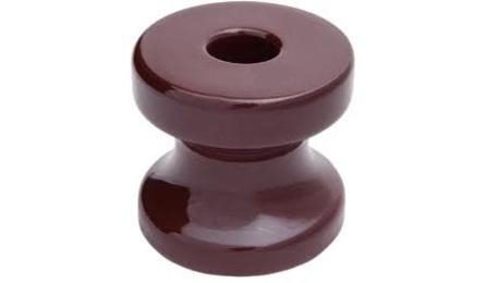 Foto do insumo SINAPI 3398 — ISOLADOR DE PORCELANA, TIPO ROLDANA, DIMENSOES DE *72* X *72* MM, PARA USO EM BA