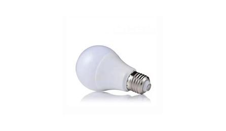 Foto do insumo SINAPI 38193 — LAMPADA LED 6 W BIVOLT BRANCA, FORMATO TRADICIONAL (BASE E27)