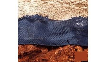 Foto do insumo SINAPI 39323 — MANTA GEOTEXTIL TECIDO DE LAMINETES DE POLIPROPILENO, RESISTENCIA A TRACAO = *25