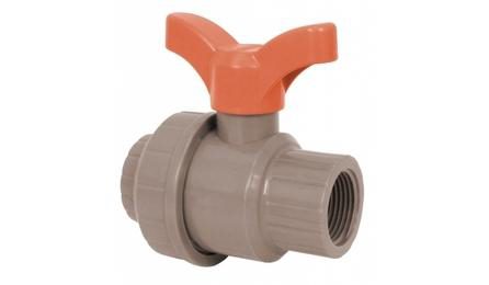 Foto do insumo SINAPI 11670 — REGISTRO DE ESFERA, PVC, COM VOLANTE, VS, ROSCAVEL, DN 1/2", COM CORPO DIVIDIDO