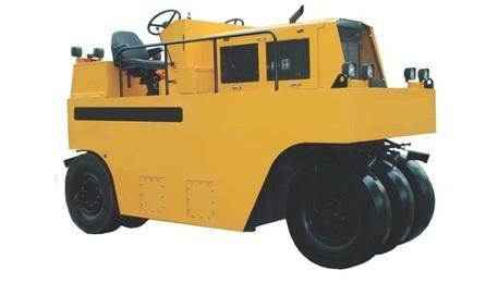 Foto do insumo SINAPI 10642 — ROLO COMPACTADOR DE PNEUS, ESTATICO, PRESSAO VARIAVEL, POTENCIA 111 HP, PESO SEM