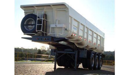 Foto do insumo SINAPI 37743 — SEMIRREBOQUE COM DOIS EIXOS EM TANDEM TIPO BASCULANTE COM CACAMBA METALICA 14 M3