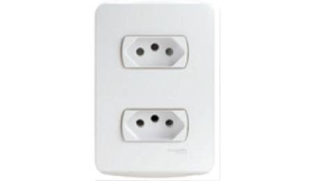 Foto do insumo SINAPI 38076 — TOMADAS (2 MODULOS) 2P+T 10A, 250V, CONJUNTO MONTADO PARA EMBUTIR 4" X 2" (PLACA