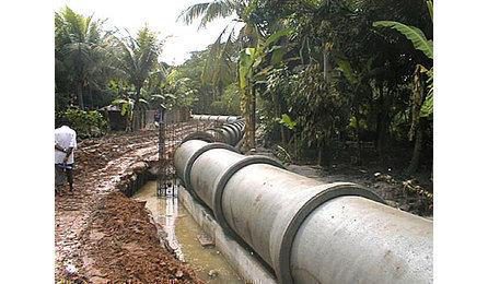 Foto do insumo SINAPI 7740 — TUBO DE CONCRETO ARMADO PARA ESGOTO SANITARIO, CLASSE EA-2, COM ENCAIXE PONTA E 